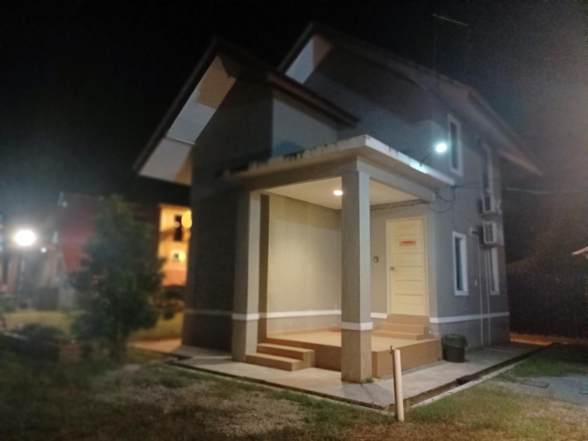 Zainab Cottage Pasir Puteh Exteriör bild